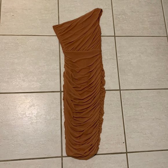 Nookie one shoulder midi dress in size small - Picture 5 of 8